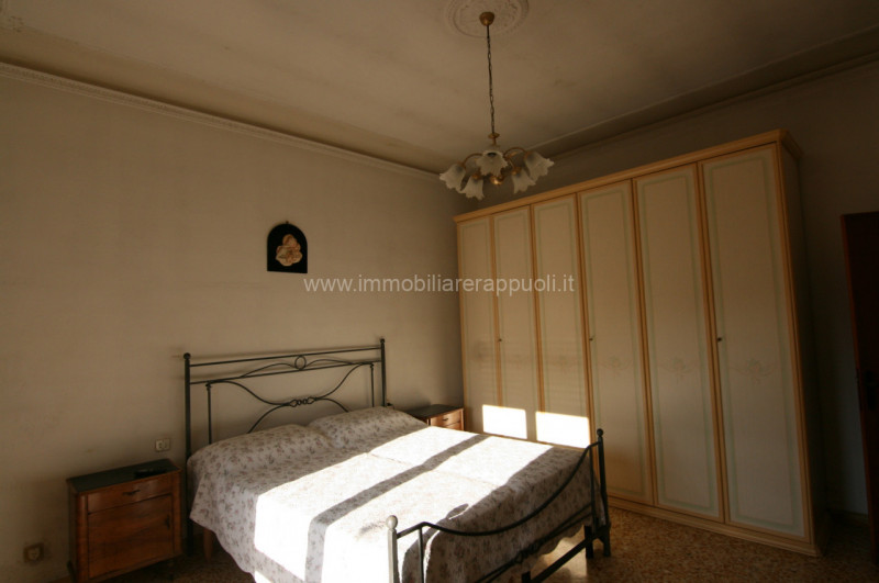 Immagine 9 di Casa indipendente in vendita  a Asciano