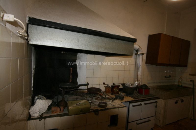 Immagine 21 di Casa indipendente in vendita  a Asciano