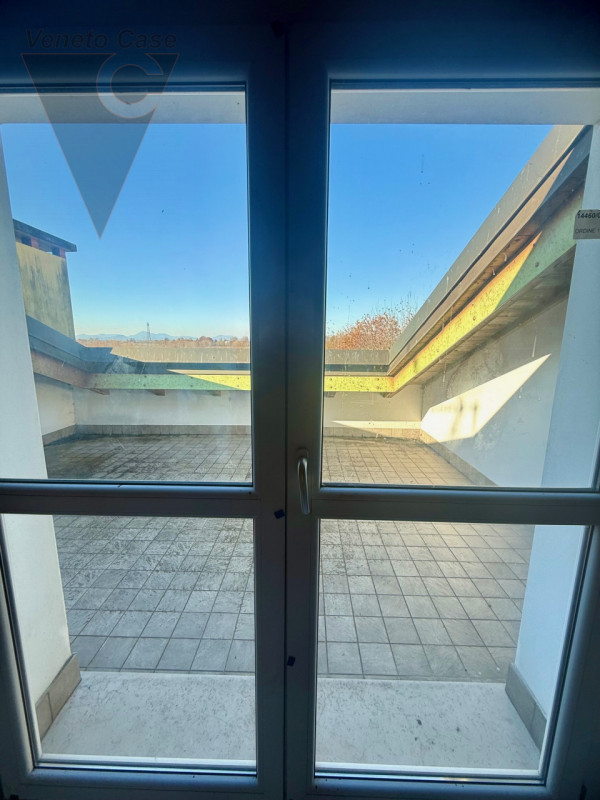 Immagine 5 di Villetta a schiera in vendita  a Legnaro