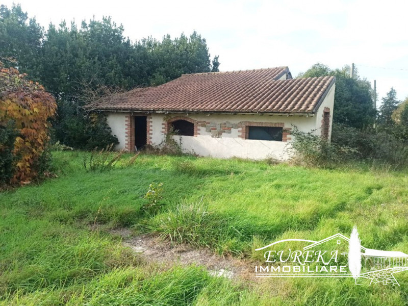 Immagine 14 di Rustico / casale in vendita  a Castiglione Del Lago