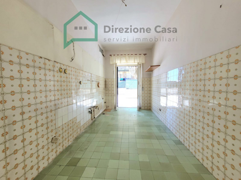 Immagine 14 di Appartamento in vendita  in VIA NAZIONALE DELLE PUGLIE a Casoria