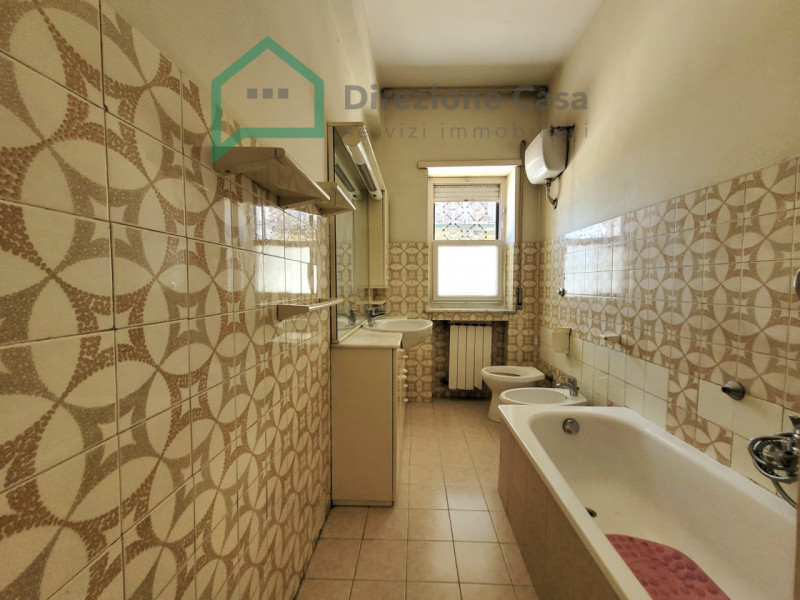 Immagine 20 di Appartamento in vendita  in VIA NAZIONALE DELLE PUGLIE a Casoria