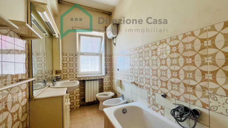 Immagine 21 di Appartamento in vendita  in VIA NAZIONALE DELLE PUGLIE a Casoria