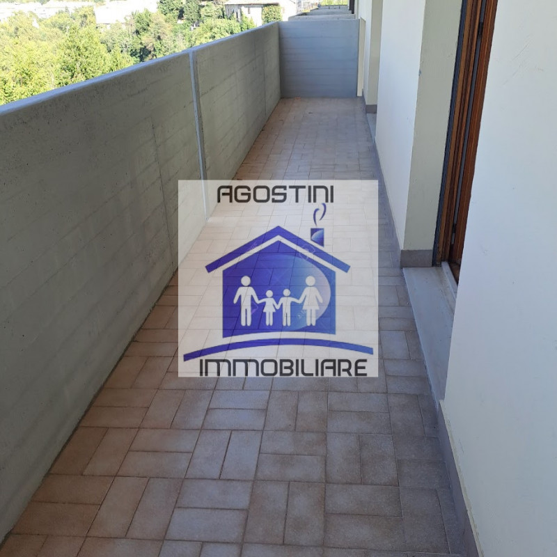 Immagine 7 di Appartamento in vendita  a Ascoli Piceno