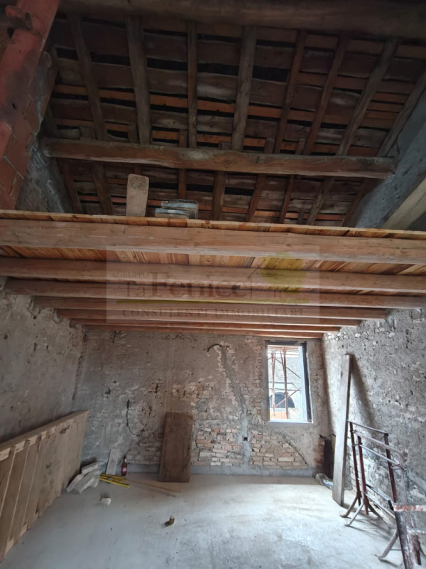 Immagine 2 di Rustico / casale in vendita  in strada villa a Castel Goffredo