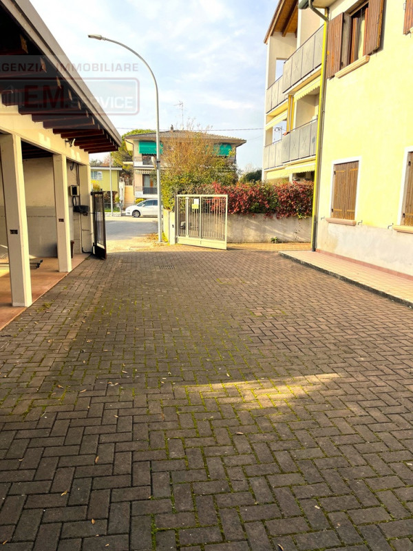 Immagine 5 di Appartamento in vendita  in Via Roma 7 a Quarto D'altino