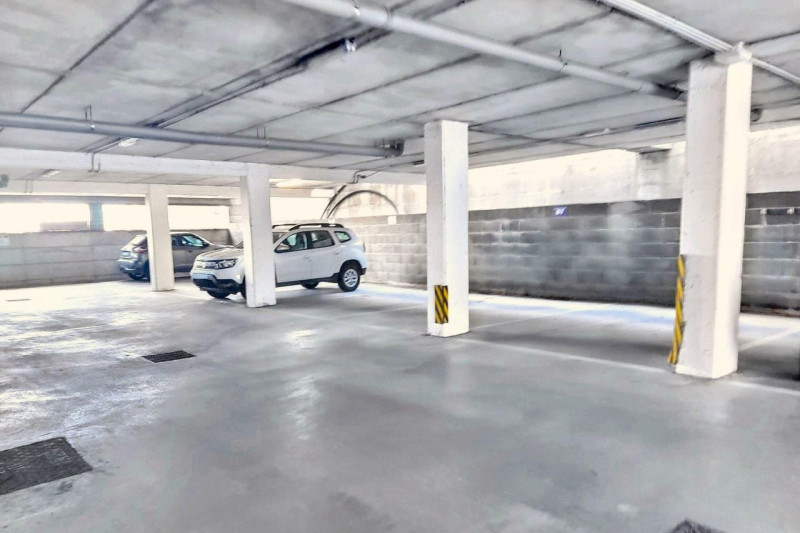 Immagine 3 di Appartamento in vendita  in Via Vittorio De Sica, N. 5-7 a Fiumicino