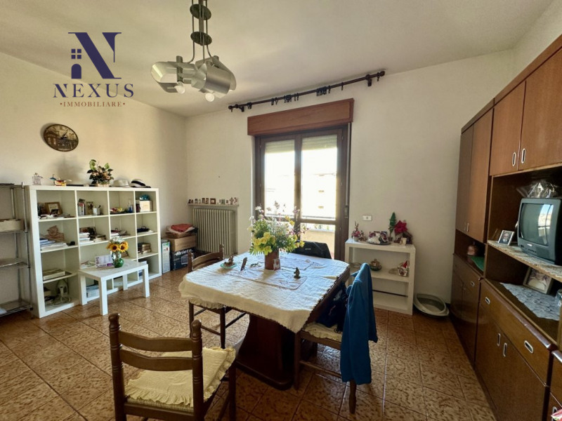 Immagine 2 di Casa bifamiliare in vendita  a Colli Al Metauro