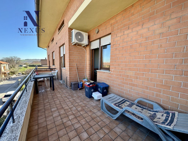 Immagine 10 di Casa bifamiliare in vendita  a Colli Al Metauro