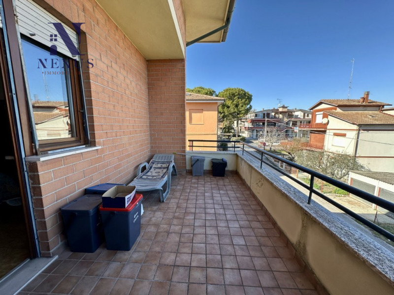 Immagine 12 di Casa bifamiliare in vendita  a Colli Al Metauro