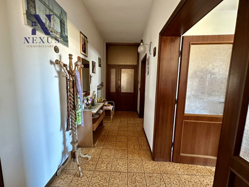 Immagine 13 di Casa bifamiliare in vendita  a Colli Al Metauro