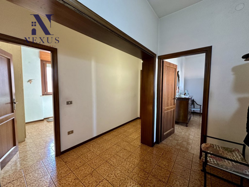 Immagine 15 di Casa bifamiliare in vendita  a Colli Al Metauro