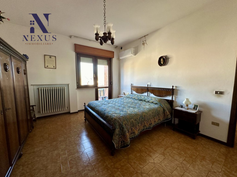 Immagine 23 di Casa bifamiliare in vendita  a Colli Al Metauro