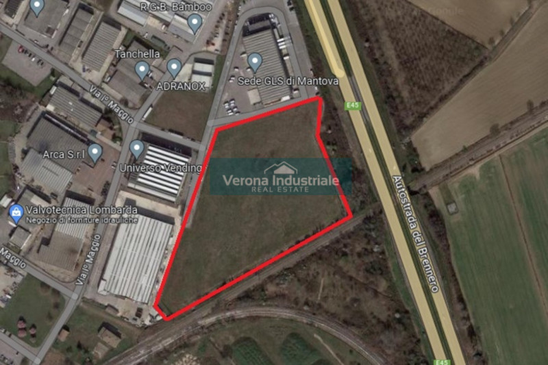 Immagine 1 di Terreno in vendita  a San Giorgio Di Mantova