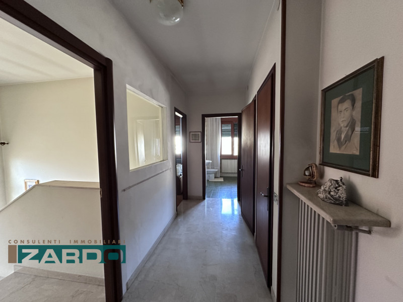 Immagine 11 di Casa bifamiliare in vendita  in via leonardo da vinci a Castelfranco Veneto