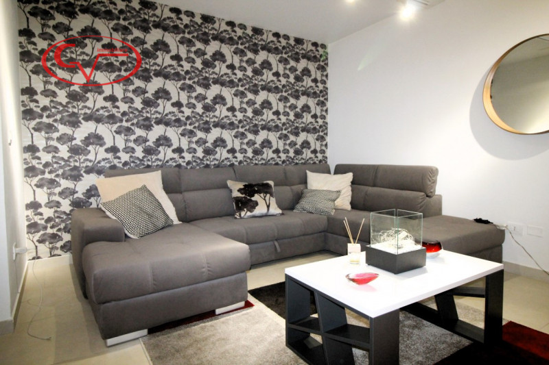 Immagine 1 di Appartamento in vendita  in San Giustino a Loro Ciuffenna