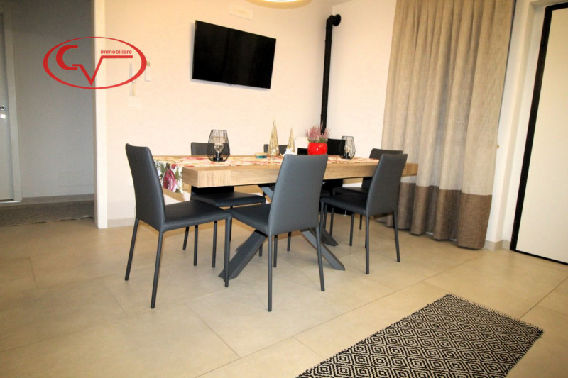 Immagine 4 di Appartamento in vendita  in San Giustino a Loro Ciuffenna