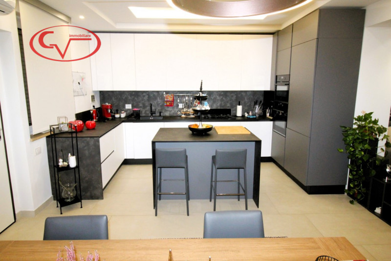 Immagine 9 di Appartamento in vendita  in San Giustino a Loro Ciuffenna