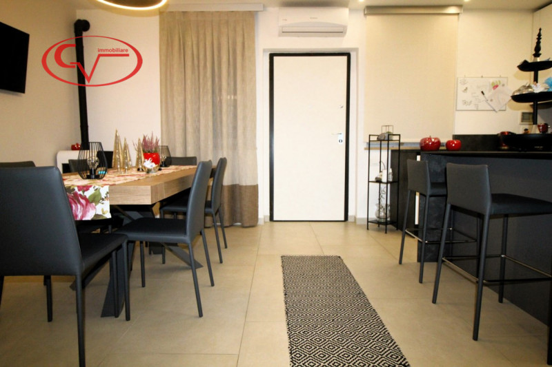 Immagine 10 di Appartamento in vendita  in San Giustino a Loro Ciuffenna