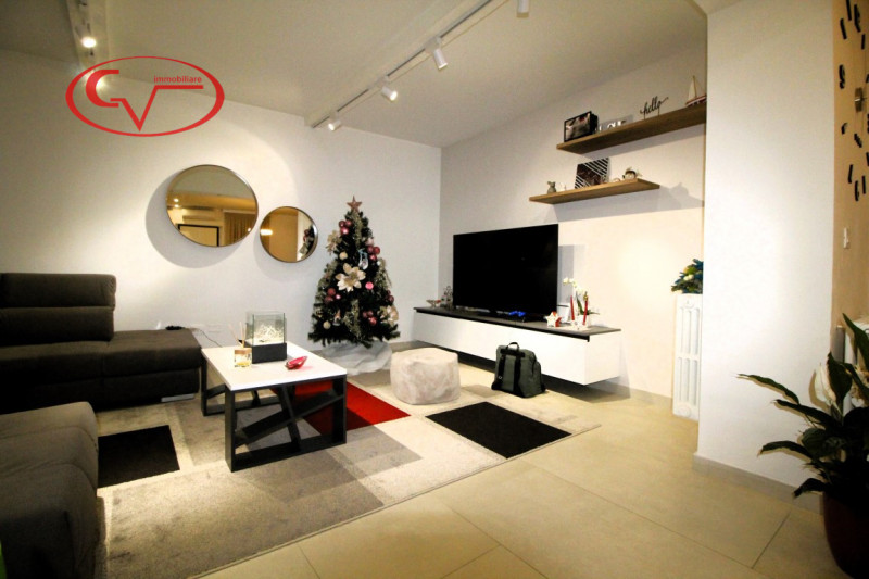 Immagine 12 di Appartamento in vendita  in San Giustino a Loro Ciuffenna