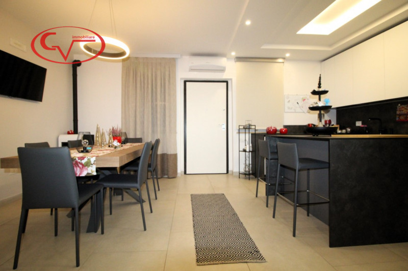 Immagine 14 di Appartamento in vendita  in San Giustino a Loro Ciuffenna