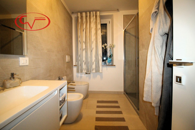 Immagine 20 di Appartamento in vendita  in San Giustino a Loro Ciuffenna