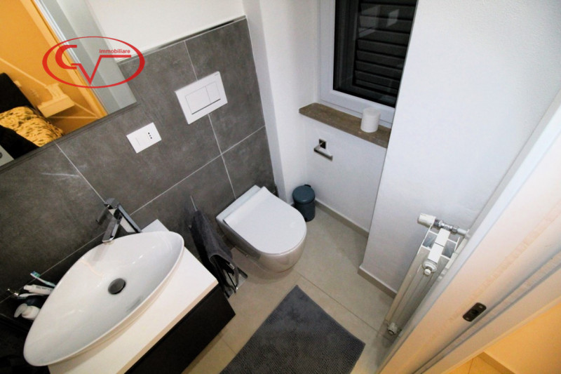 Immagine 30 di Appartamento in vendita  in San Giustino a Loro Ciuffenna