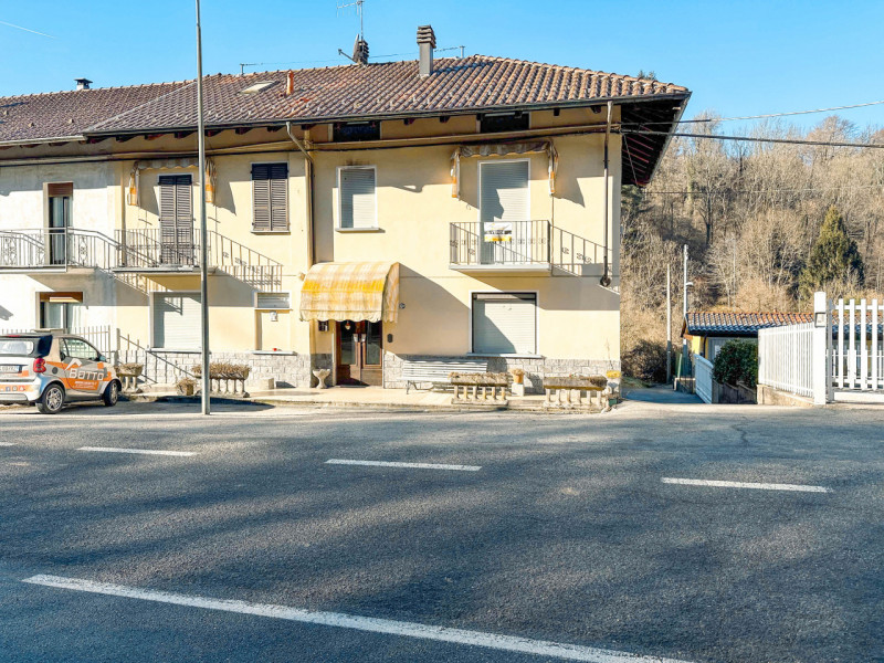 Immagine 2 di Casa indipendente in vendita  in FRAZIONE PLELLO 119 a Borgosesia