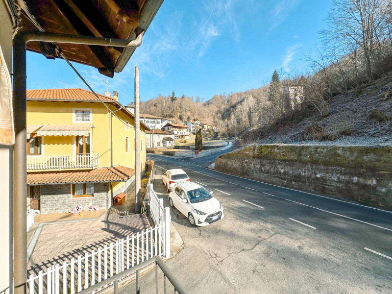 Immagine 17 di Casa indipendente in vendita  in FRAZIONE PLELLO 119 a Borgosesia