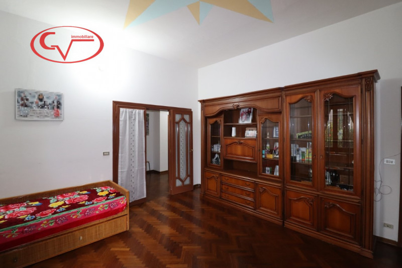 Immagine 3 di Casa bifamiliare in vendita  in via Marconi a Montevarchi