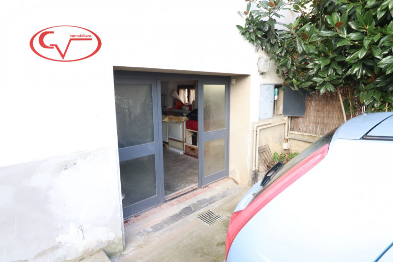 Immagine 24 di Casa bifamiliare in vendita  in via Marconi a Montevarchi