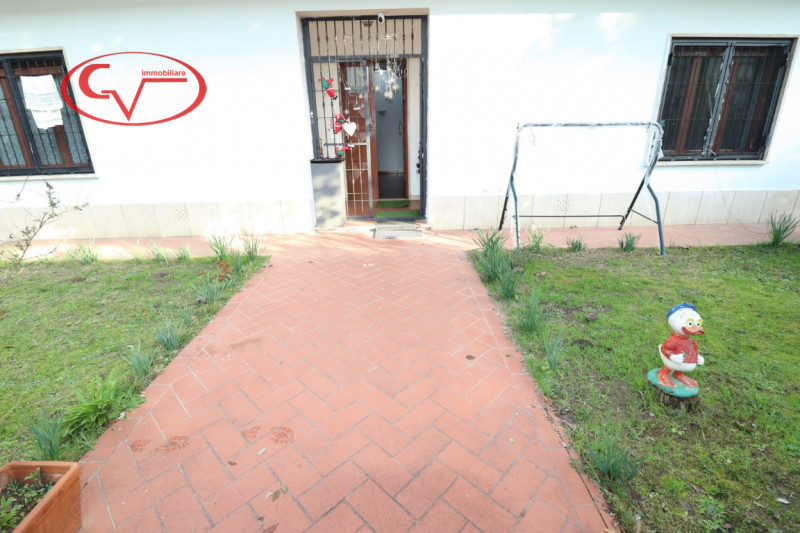 Immagine 29 di Casa bifamiliare in vendita  in via Marconi a Montevarchi