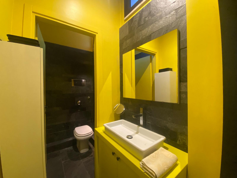 Immagine 5 di Negozio in vendita  in Via Primo Maggio a Abano Terme