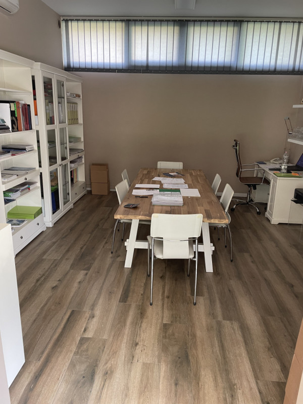 Immagine 9 di Negozio in vendita  in Via Primo Maggio a Abano Terme