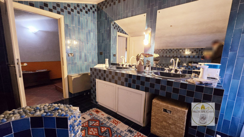 Immagine 14 di Casa bifamiliare in vendita  in via Roma a Sant'elena