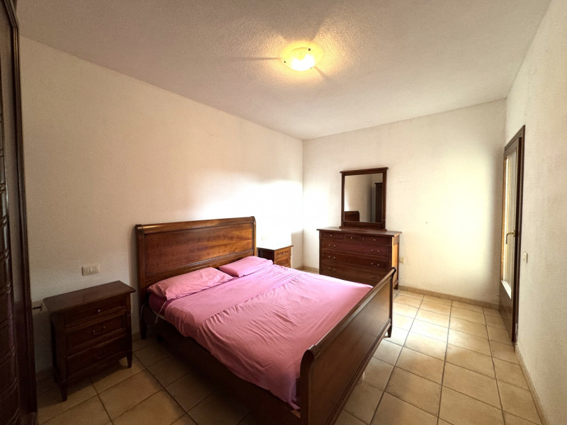 Immagine 8 di Appartamento in vendita  in Via Peppino Mereu a Posada