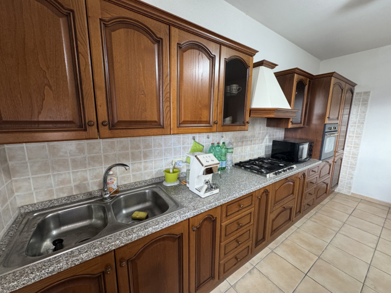 Immagine 18 di Appartamento in vendita  in Via Peppino Mereu a Posada