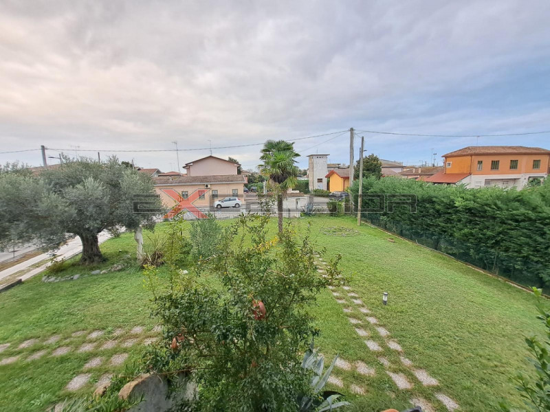 Immagine 9 di Casa indipendente in vendita  in Corso Risorgimento n. 160 Porto Viro a Porto Viro