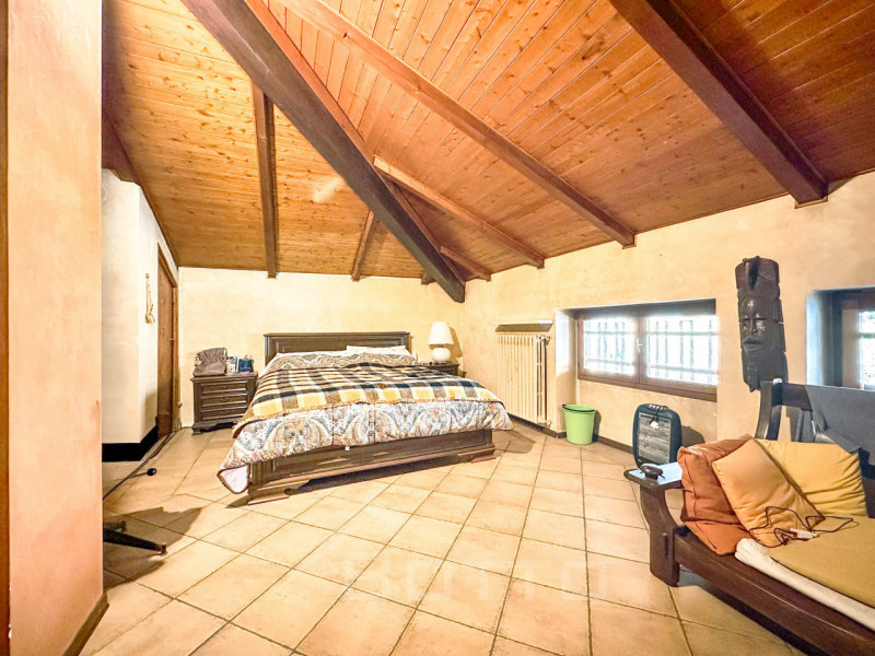 Immagine 11 di Villa in vendita  in Via Partigiani, 26 a Grignasco