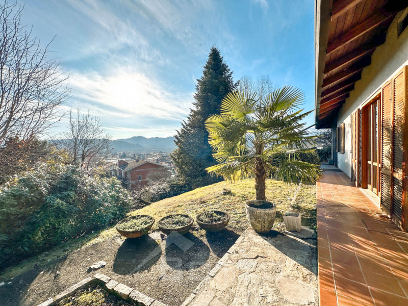 Immagine 21 di Villa in vendita  in Via Partigiani, 26 a Grignasco