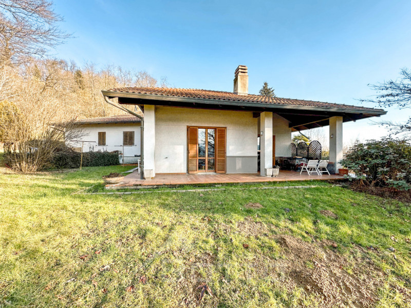 Immagine 24 di Villa in vendita  in Via Partigiani, 26 a Grignasco