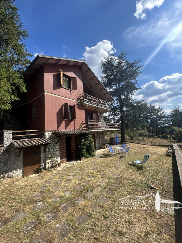 Immagine 3 di Villa in vendita  in san venanzo a San Venanzo