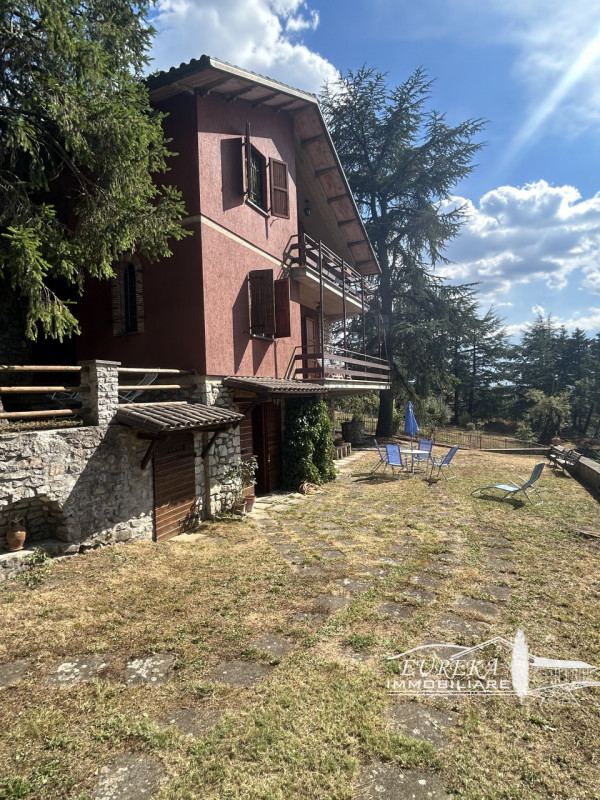 Immagine 4 di Villa in vendita  in san venanzo a San Venanzo