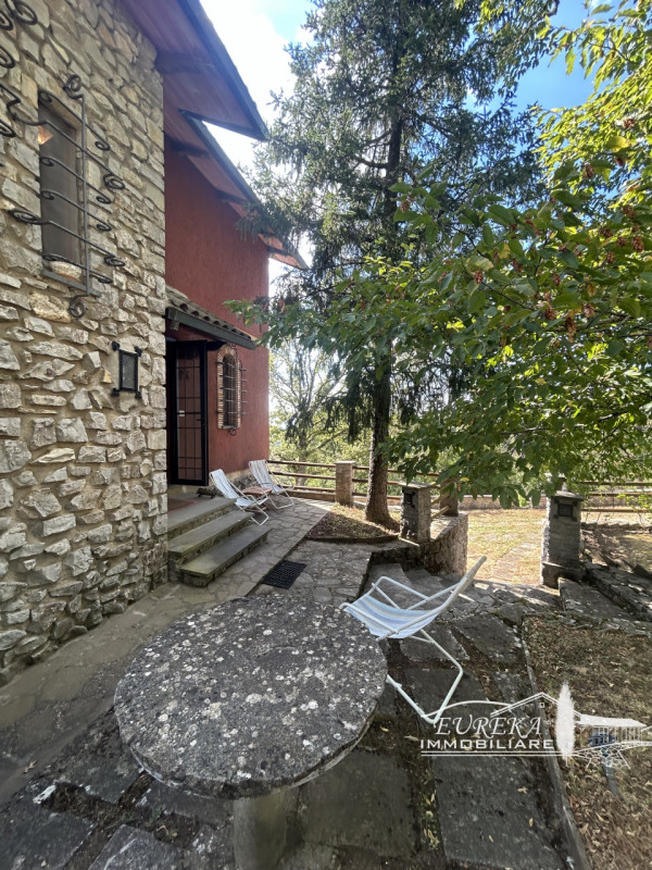 Immagine 7 di Villa in vendita  in san venanzo a San Venanzo