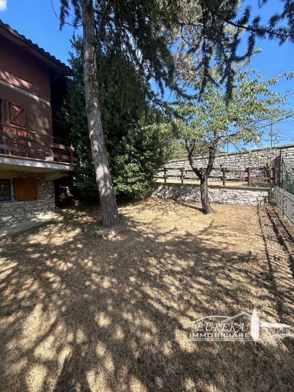 Immagine 11 di Villa in vendita  in san venanzo a San Venanzo