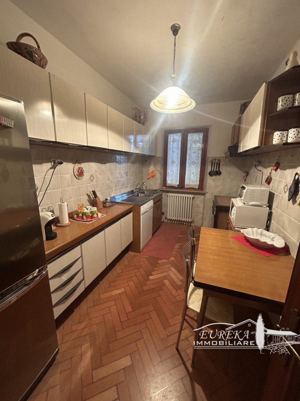 Immagine 28 di Villa in vendita  in san venanzo a San Venanzo