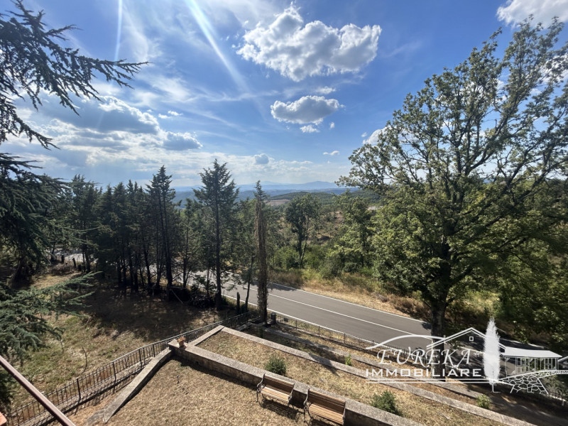 Immagine 38 di Villa in vendita  in san venanzo a San Venanzo