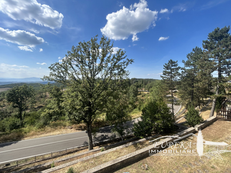 Immagine 40 di Villa in vendita  in san venanzo a San Venanzo