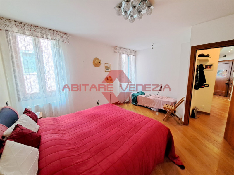 Immagine 23 di Appartamento in vendita  in castello 4196 a Venezia