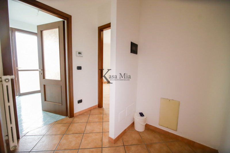 Immagine 17 di Appartamento in vendita  in via giovanni  faldella 68 a Crescentino